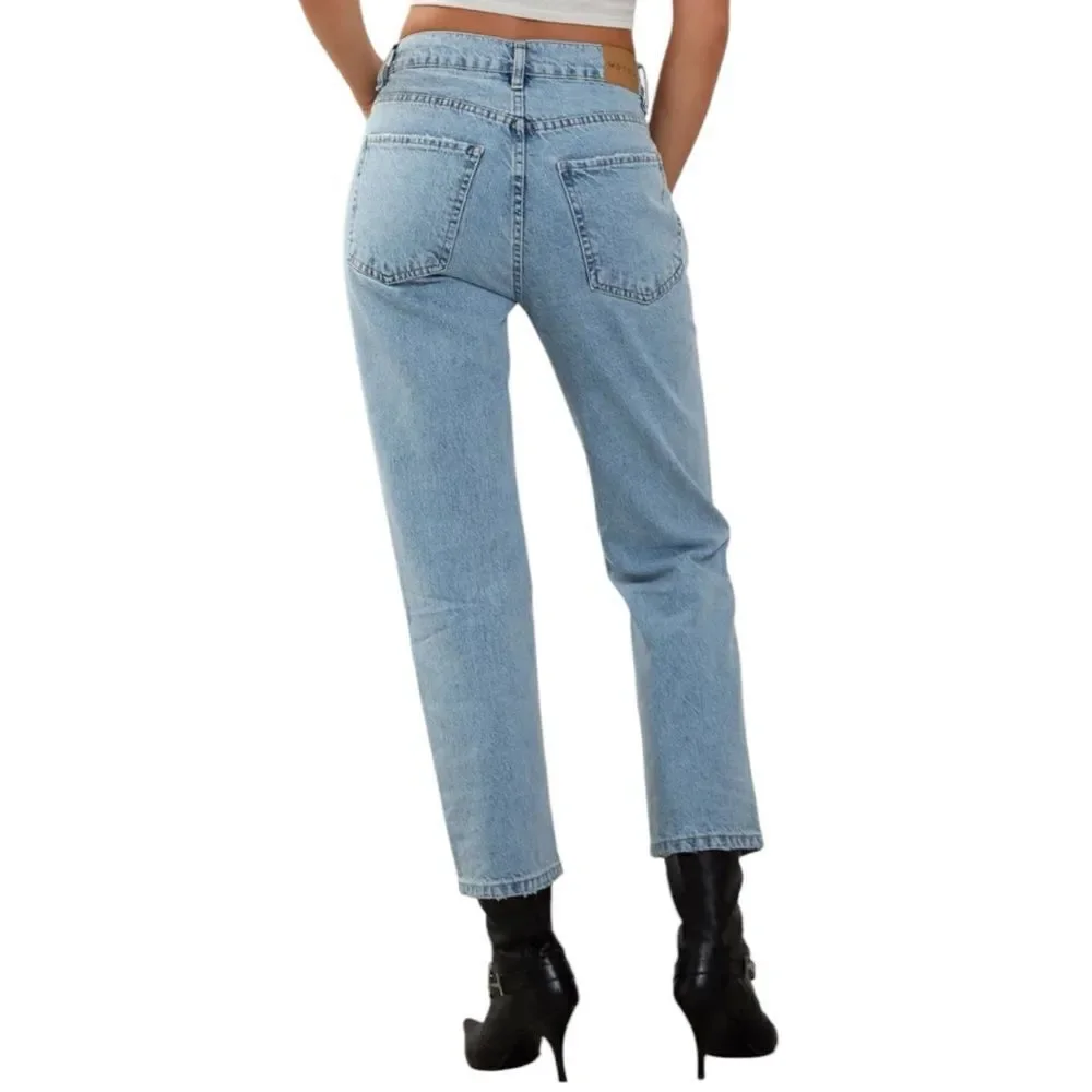 MOTEL High Rise Relaxed Fit in Light Wash Jeans Size M/31 - Picture 8 of 10